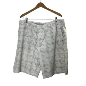 Under Armour Performance White Plaid Golf 10" Shorts Mens Size 40 New